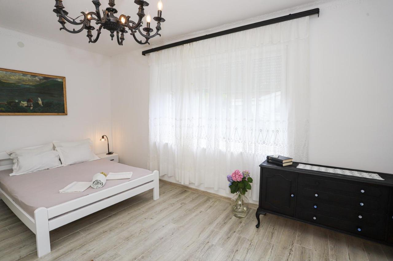 Vila Skala Herceg Novi Luaran gambar